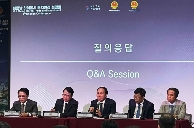 Lãnh đạo thành phố Hải Phòng trao đổi, giải đáp các nội dung Kl991.com World Cup 2026 Chính Thức quan tâm tại Hội nghị Xúc tiến Kl99ok phiên bản mới.