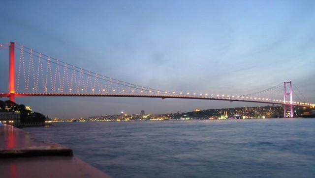 Cây cầu Bosphorus số ba nối giữa hai châu lục Á - Âu từng do IC Ictas thi công.