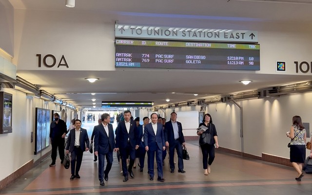 Đoàn công tác TP. Hà Nội làm việc, khảo sát dự án Metro của TP. Los Angeles