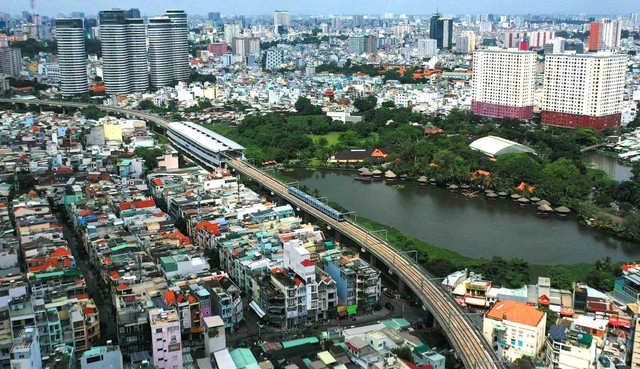 Hiện nay, tiến độ toàn dự án đã đạt được gần 96%.