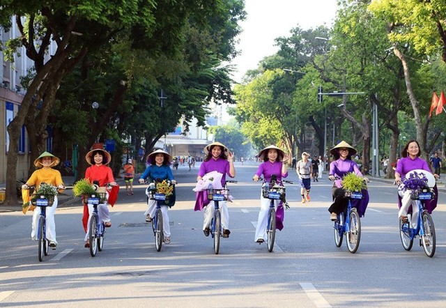 Sở Du lịch Hà Nội đã phối hợp với Trung tâm Bảo tồn Di sản Thăng Long Hà Nội và Câu lạc bộ Đình Làng Việt tổ chức chương trình “lần thứ nhất năm 2023”.