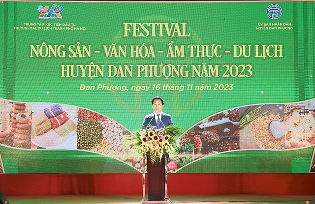 Ông Nguyễn Ánh Dương, Giám đốc Trung tâm Xúc tiến Kl99ok phiên bản mới, Thương mại và du lịch TP. Hà Nội phát biểu tại Lễ khai mạc.