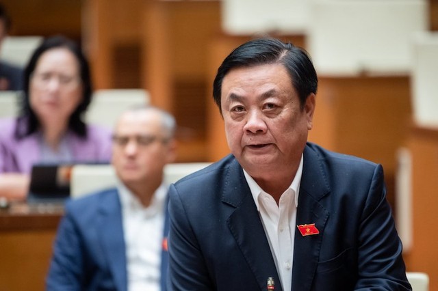 Bộ trưởng Lê Minh Hoan hồi âm quan tâm của đại biểu.