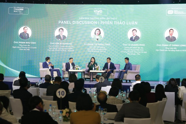 Ông Kim Byoungho – Chủ tịch HĐQT HDBank phát biểu tại phiên thảo luận Mở khóa Kl991.com nạp rút nhanh Xanh và Kl99ok phiên bản mới thông qua Quản trị Xanh ngày 22/11