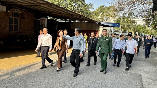 Lãnh đạo Thành phố cùng các đơn vị đi kiểm tra thực địa tại các khu vực quận Đồ Sơn.