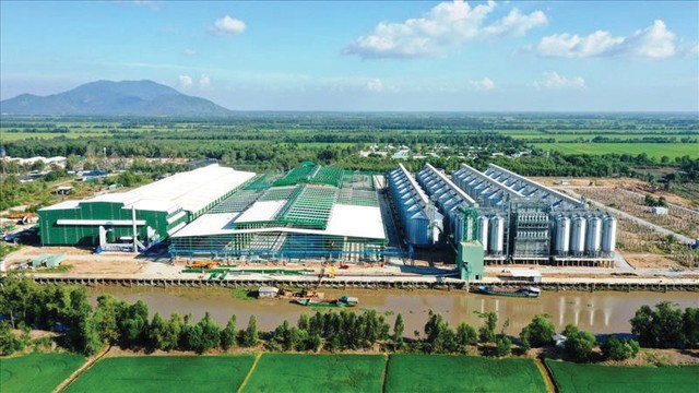 Nhà máy gạo Hạnh Phúc - nhà máy gạo quy mô lớn nhất châu Á là một trong những dự án do SHB tài trợ