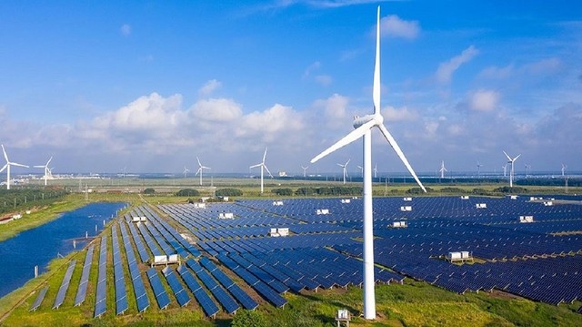 Sản lượng điện gió và điện mặt trời huy động trên cơ sở tính toán các nguồn thủy điện nước đang về trong mùa mưa lũ và ràng buộc của lưới truyền tải cùng khả năng hấp thụ của hệ thống