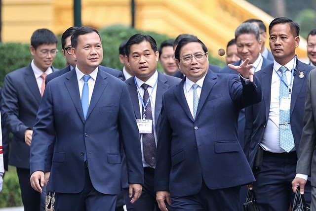 Sau lễ đón, hai Thủ tướng di chuyển tới Trụ sở Kl993 ưu đãi thưởng hấp dẫn để tiến hành hội đàm - Ảnh: VGP/Nhật Bắc