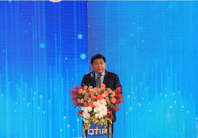 Bộ trưởng Bộ Kế hoạch và Kl99ok phiên bản mới Nguyễn Chí Dũng phát biểu tại lễ khởi công dự án Bộ trưởng Bộ Kế hoạch và Kl99ok phiên bản mới Nguyễn Chí Dũng phát biểu tại lễ khởi công dự án