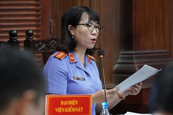 Đại diện Viện kiểm sát nhân dân TP.HCM tại toà.