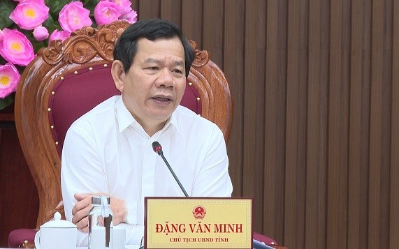 Chủ tịch UBND tỉnh Quảng Ngãi Đặng Văn Minh đánh giá cao chất lượng lập đề xuất quy hoạch của 2 đơn vị tư vấn thực hiện 2 Đồ án Quy hoạch phân khu xây dựng tỷ lệ 1/2000.