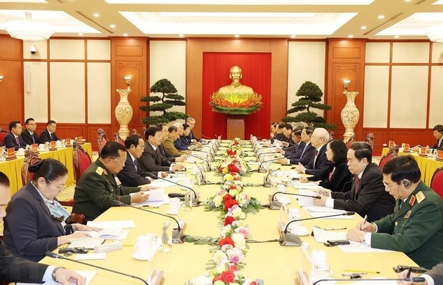 Cuộc gặp cấp cao giữa Đảng Cộng sản Việt Nam và Đảng Nhân dân Cách mạng Lào do Tổng Bí thư Nguyễn Phú Trọng và Tổng Bí thư, Chủ tịch nước Lào Thongloun Sisoulith đồng chủ trì. (Ảnh: Trí Dũng/TTXVN) Cuộc gặp cấp cao giữa Đảng Cộng sản Việt Nam và Đảng Nhân dân Cách mạng Lào do Tổng Bí thư Nguyễn Phú Trọng và Tổng Bí thư, Chủ tịch nước Lào Thongloun Sisoulith đồng chủ trì. (Ảnh: Trí Dũng/TTXVN)