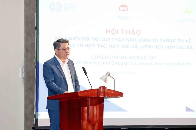 Ông Phùng Quốc Chí, Cục trưởng Cục Quản lý đăng ký Kl992 VIP Trang Chủ 2026 (Bộ Kế hoạch và Kl99ok phiên bản mới) chia sẻ tại Hội thảo.