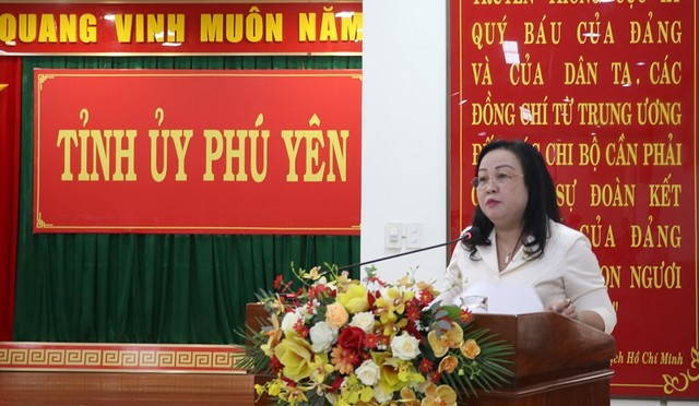 Phó Bí thư Thường trực Tỉnh ủy, Chủ tịch HĐND tỉnh Phú Yên Cao Thị Hòa An báo cáo về tình hình Kl992 cổng game cá cược - Trang Chủ KL99Com Số 1 Link Đăng Ký KL999 của địa phương với Chủ tịch Quốc hội Vương Đình Huệ. Phó Bí thư Thường trực Tỉnh ủy, Chủ tịch HĐND tỉnh Phú Yên Cao Thị Hòa An báo cáo về tình hình Kl992 cổng game cá cược - Trang Chủ KL99Com Số 1 Link Đăng Ký KL999 của địa phương với Chủ tịch Quốc hội Vương Đình Huệ.
