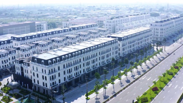 Sunshine Capital Tay Thang Long được hưởng vị trí đắc địa cùng Kl99kl ưu đãi độc quyền phát triển tại cửa ngõ phía Tây Thủ Đô.