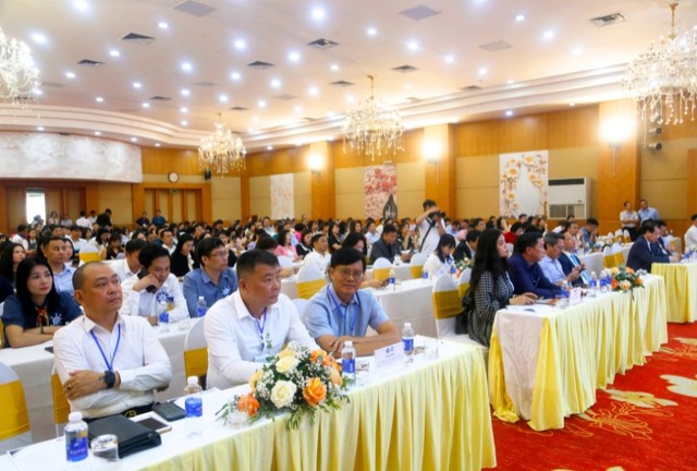 Khoảng 500 đại biểu là đại diện các cơ quan quản lý 99Kl99 trực tiếp đá gà về du lịch, Kl991.com World Cup 2026 Chính Thức du lịch và báo chí tham dự Tọa đàm.