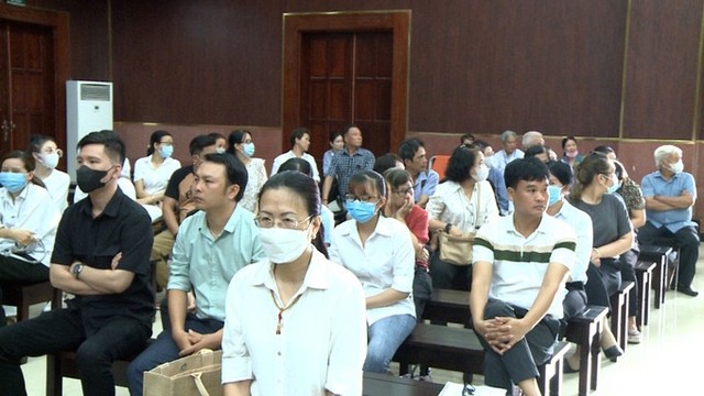 Các bị cáo tại tòa