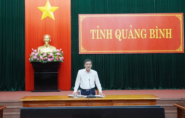 Phó chủ tịch UBND tỉnh Quảng Bình Phan Phong Phú chủ trì cuộc họp Phó chủ tịch UBND tỉnh Quảng Bình Phan Phong Phú chủ trì cuộc họp