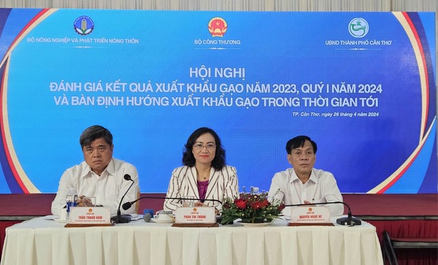 Hội nghị đánh giá kết quả xuất khẩu gạo năm 2023, quý I/2024 tại TP.Cần Thơ.