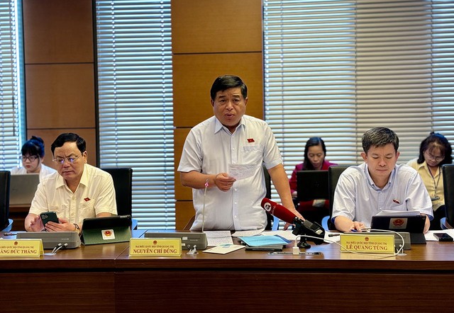 Bộ trưởng Nguyễn Chí Dũng cho rằng không tô hồng kết quả nhưng cũng không nên bi quan, nên tập trung vào những nhiệm vụ giải pháp nào đến cuối năm. (Ảnh: MPI)