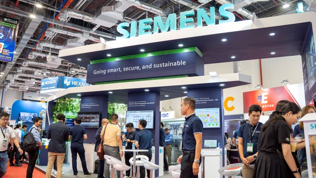 Gian hàng Siemens