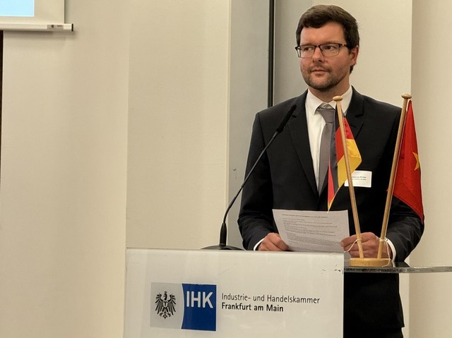 Ông Johannes Richter, Giám đốc Kl992 VIP Trang Chủ 2026 quốc tế thị trường Ấn Độ và châu Á, IHK bày tỏ ấn tượng với các lĩnh vực mà tỉnh Ninh Thuận đang thu hút Kl99ok phiên bản mới.