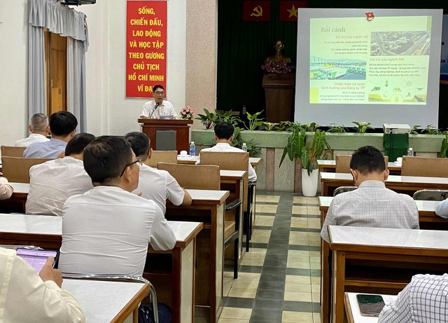 Hội nghị sơ kết nhiệm vụ phát triển nông nghiệp, nông thôn 6 tháng đầu năm và triển khai nhiệm vụ 6 tháng cuối năm 2024.