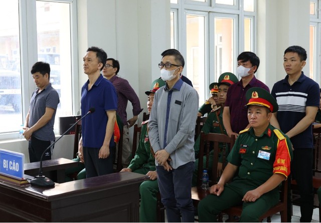 Cả 7 bị cáo được đề nghị giảm từ 2-3 năm tù trong vụ án xảy ra tại Học viện Quân y.