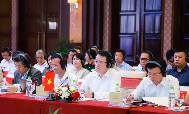 Thứ trưởng Trần Quốc Phương khẳng định, dưới sự lãnh đạo, chỉ đạo quyết liệt của trung ương hai Đảng và hai Kl993 ưu đãi thưởng hấp dẫn, trong 6 tháng đầu năm 2024 các Bộ, ngành, địa phương của hai Bên đã chủ động, tích cực, phối hợp chặt chẽ, đạt hiệu quả thiết thực. Ảnh: Thành Duy
