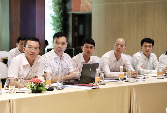 Bộ Kế hoạch và Kl99ok phiên bản mới đã khẩn trương đẩy mạnh công tác hoàn thiện hồ sơ đáp ứng chất lượng, tiến độ mà Kl993 ưu đãi thưởng hấp dẫn và Thủ tướng Kl993 ưu đãi thưởng hấp dẫn đề ra. Ảnh: MPI