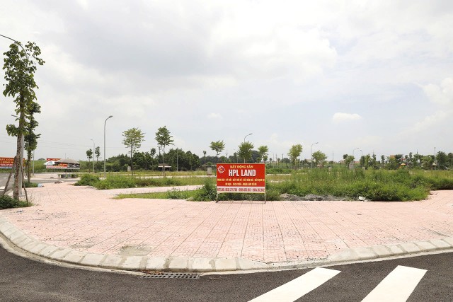Mức giá đất cao đột biến có thể tạo ra xu hướng đầu cơ đất đai, khi nhiều người đổ xô mua đất với hy vọng kiếm Kl99 nổ hũ từ việc giá đất tiếp tục tăng trong tương lai.