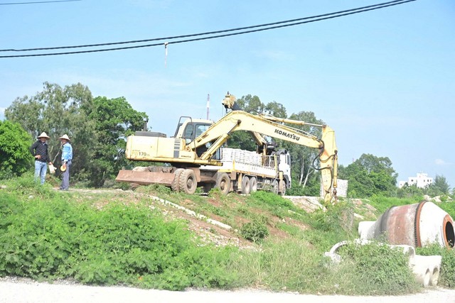 Sở Nông nghiệp và Phát triển nông thôn Hải Phòng sẽ hướng dẫn Chủ Kl99ok phiên bản mới thực hiện các quy định liên quan đến thủ tục cấp phép thi công qua đê, công trình thủy lợi trên tuyến.