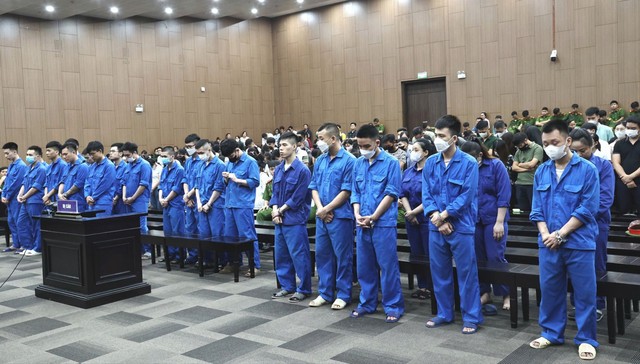 Các bị cáo trong phần tuyên án chiều 31/8.