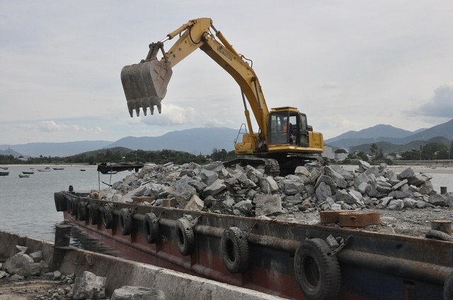 Nhiều dự án trọng điểm tại Đà Nẵng đang thiếu vật liệu xây dựng. Nhiều dự án trọng điểm tại Đà Nẵng đang thiếu vật liệu xây dựng.