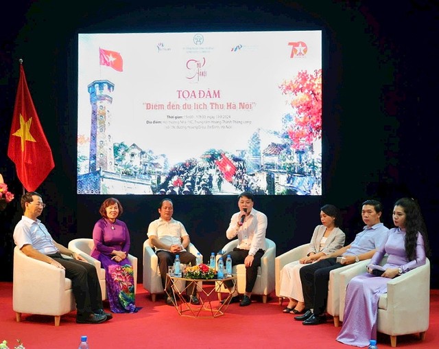 Tọa đàm “Điểm đến du lịch Thu Hà Nội”.