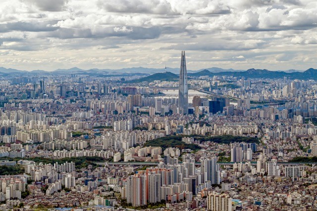 Nhiều người trẻ tại Hàn Quốc đã sớm từ bỏ giấc mộng mua nhà tại Seoul. Ảnh: Pexels