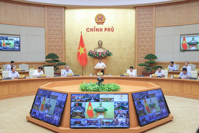 Cuộc họp được kết nối trực tuyến với 63 địa phương. Ảnh: Nhật Bắc
