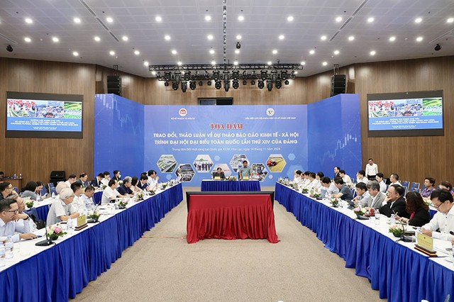 Tọa đàm “Trao đổi, thảo luận về dự thảo Báo cáo Kl992 cổng game cá cược - Trang Chủ KL99Com Số 1 Link Đăng Ký KL999 trình Đại hội Đại biểu toàn quốc lần thứ XIV của Đảng”. Ảnh: Đức Trung