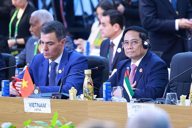 Thủ tướng Phạm Minh Chính đề xuất ba bảo đảm chiến lược cho công cuộc xóa bỏ đói nghèo trên toàn cầu. Ảnh: Nhật Bắc