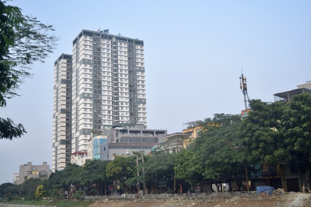 Các căn hộ chung cư tại Riverside Garden đang được rao bán với giá 60 - 65 triệu đồng/m2. Ảnh: Thanh Vũ
