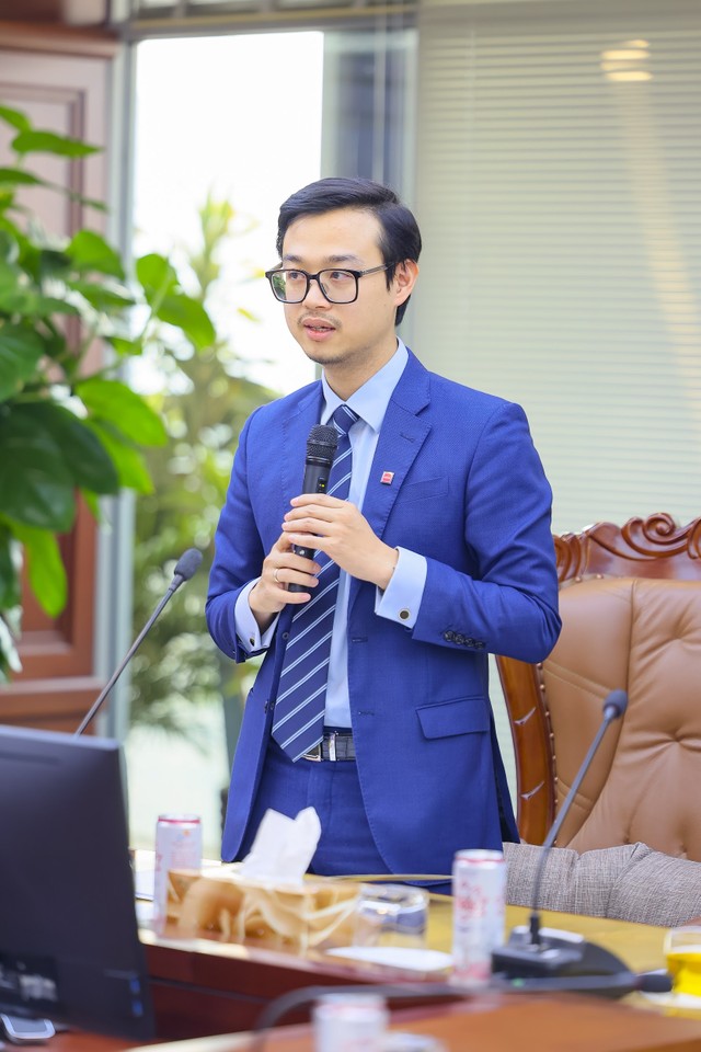Ông Tô Quốc Hưng, Giám đốc Quốc gia, ACCA Việt Nam chia sẻ tại buổi lễ