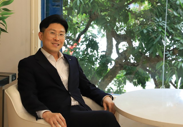 Ông Pyon Young Hwan, Giám đốc phụ trách Giao dịch ngoại hối và Kl99com thể thao, casino, nổ hũ, bắn cá, Link Vào Nhà Cái KL99 COM Tặng +199k Shinhan Việt Nam
