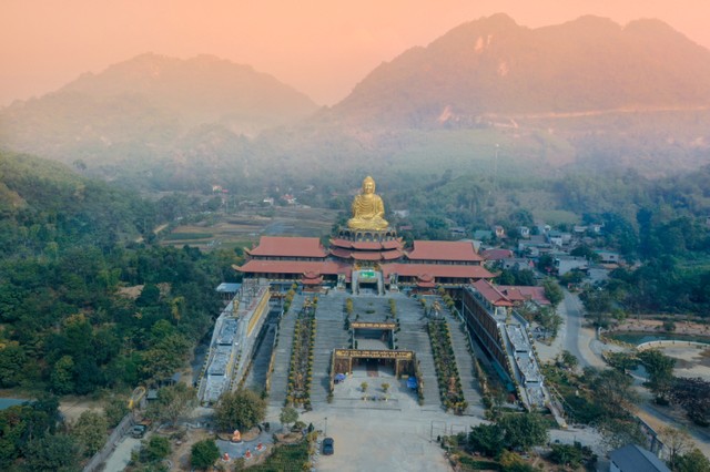 Quang cảnh Thiền viện Trúc lâm Chính Pháp (TP. Tuyên Quang).