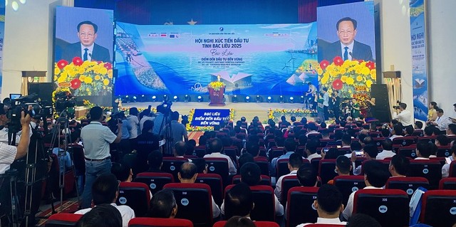 Chủ tịch UBND tỉnh Bạc Liêu Phạm Văn Thiều phát biểu khai mạc Hội nghị