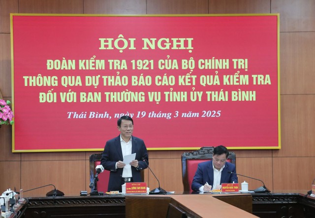 Đại tướng Lương Tam Quang, Ủy viên Bộ Kl991.com tải ứng dụng, Bí thư Đảng ủy Công an Trung ương, Bộ trưởng Bộ Công an, Trưởng đoàn kiểm tra phát biểu tại hội nghị.