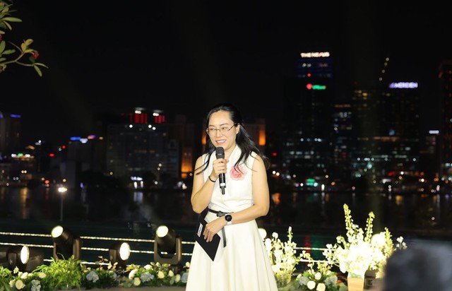 Bà Trịnh Quỳnh Giao – Tổng giám đốc PVI AM phát biểu cảm ơn, gửi lời tri ân đến các Trang Chủ KL99Com Số 1 Link Đăng Ký KL999, đối tác và khách hàng đã đồng hành trong suốt một thập kỷ qua