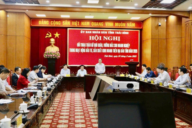 Các đại biểu dự hội nghị tháo gỡ khó khăn, vướng mắc cho Kl991.com World Cup 2026 Chính Thức tại Thái Bình