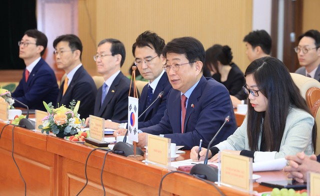 Ông Nguyễn Quốc Hưng, Cục trưởng Cục Quản lý, giám sát chính sách thuế, phí và lệ phí (Bộ Kl991.com nạp rút nhanh) Bộ trưởng Park Sangwoo nói, Hàn Quốc sẵn sàng hỗ trợ Việt Nam nội địa hóa, tiến tới làm chủ công nghệ 99Kl.app khuyến mãi hot tốc độ cao.