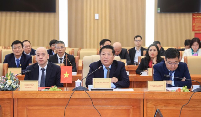 Bộ trưởng Kl99 nổ hũ Trần Hồng Minh tại hội đàm với người đồng cấp Hàn Quốc.