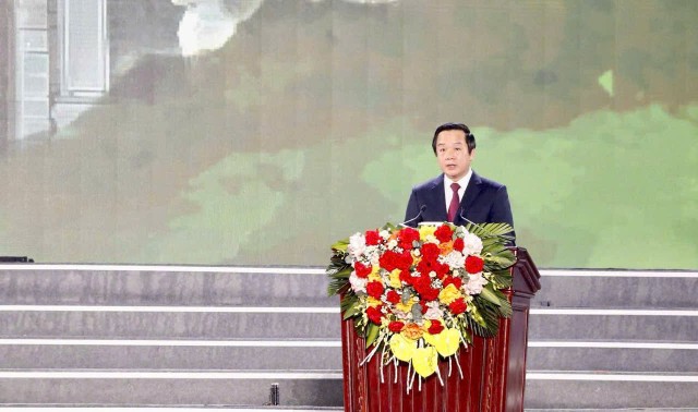 Chủ tịch UBND tỉnh Ninh Bình Phạm Quang Ngọc phát biểu tại lễ khai mạc